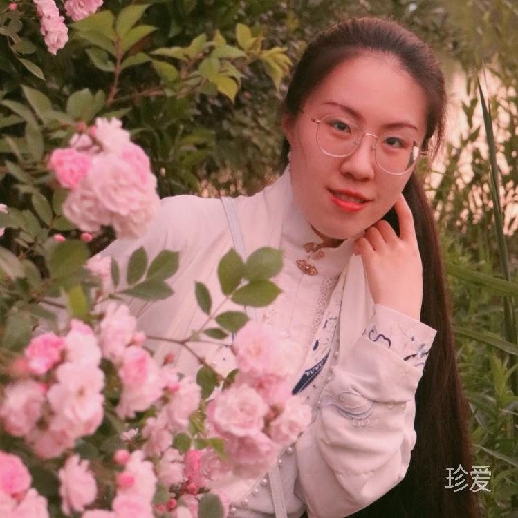 摄影美甲汉服姑娘