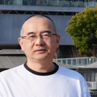出去玩了