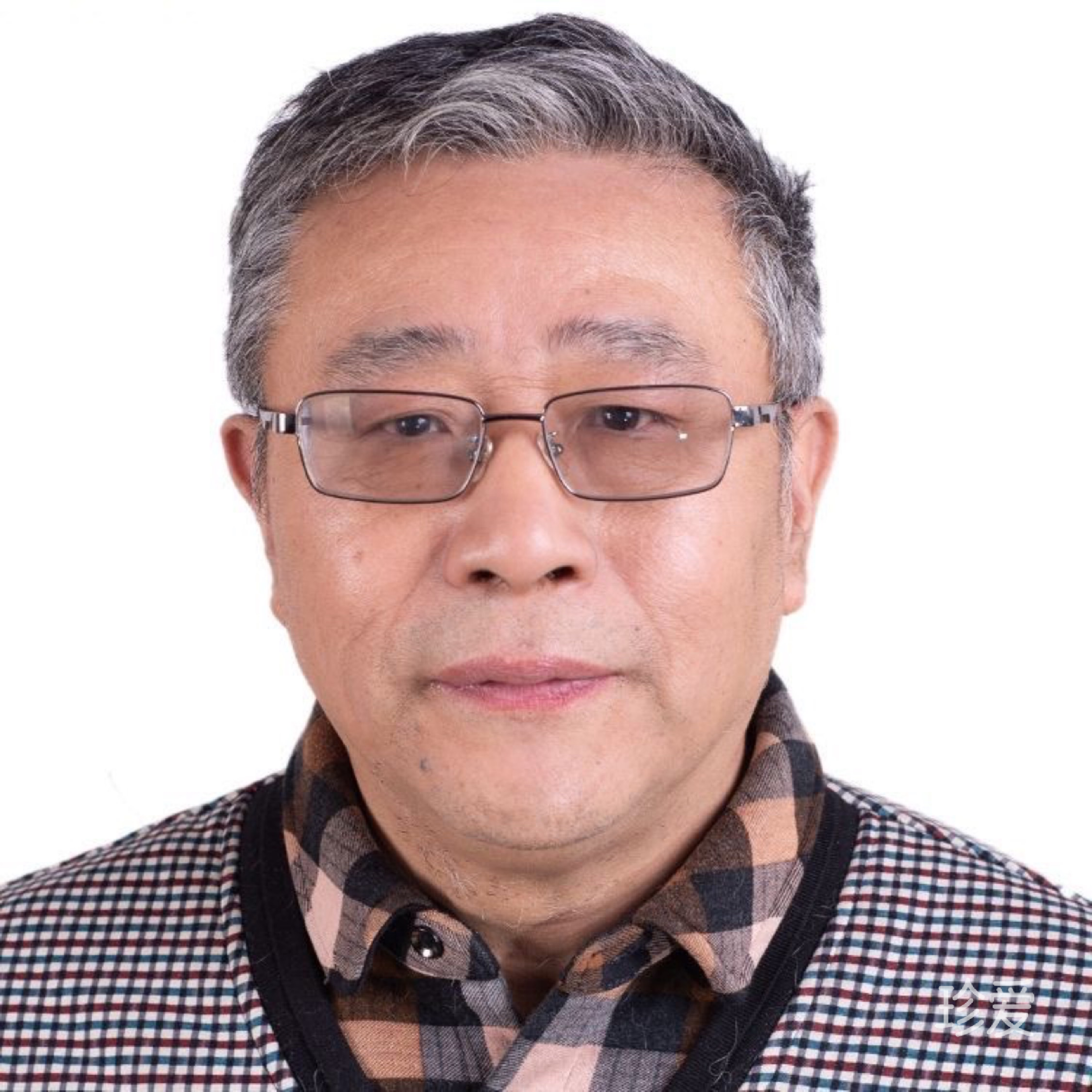 草下尘