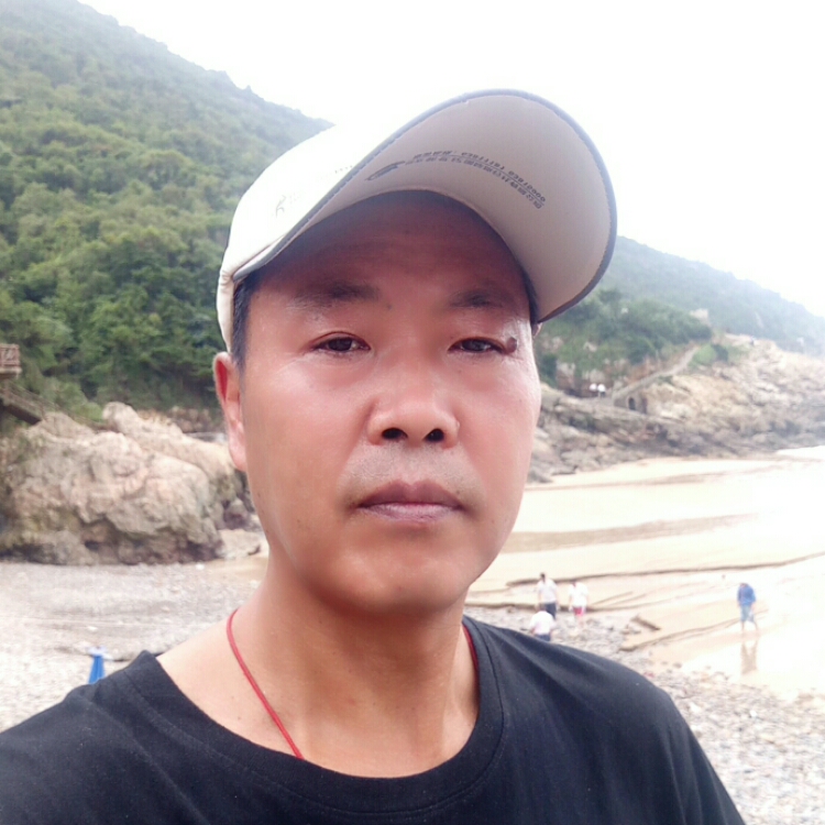董乔军