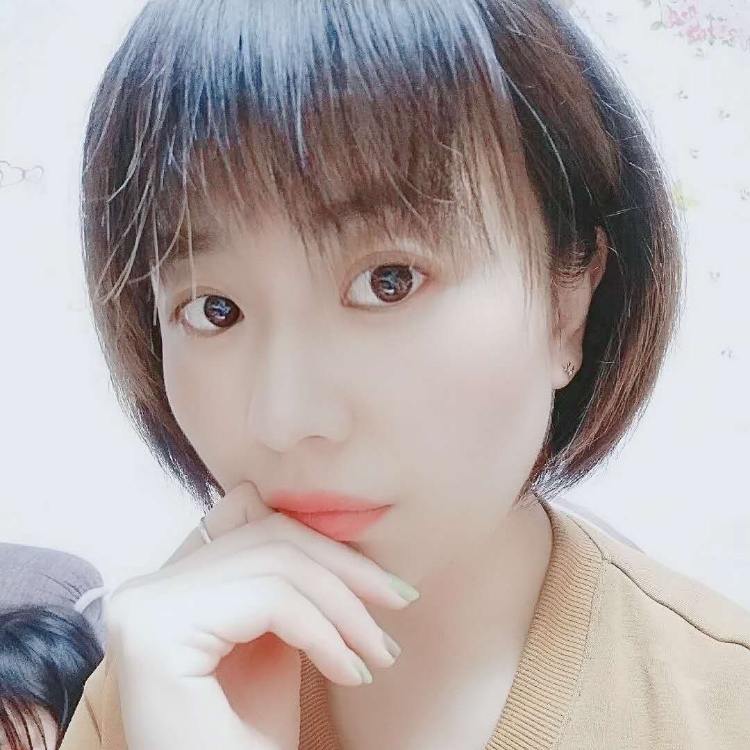 愛吃薄荷糖的女孩