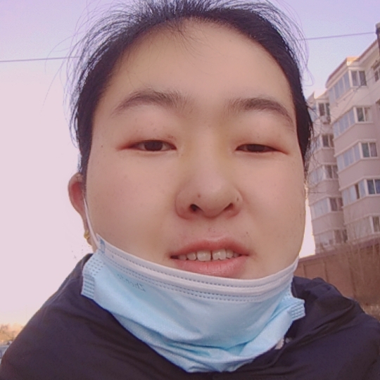 做一个多笑的女人