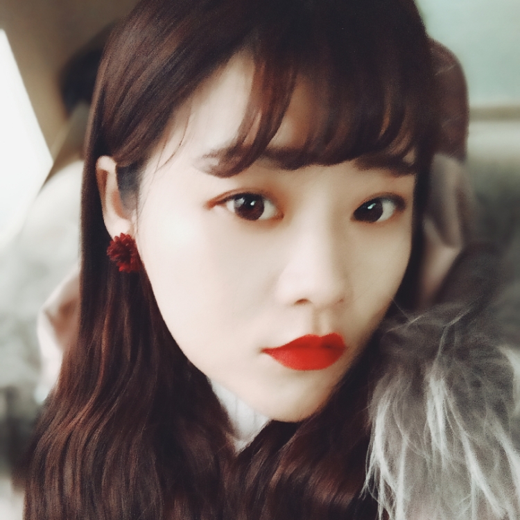 大愛梅西的小冉