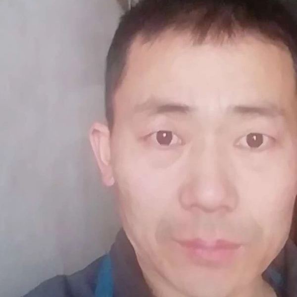 一個(gè)擁抱的角度