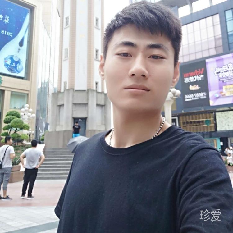 獨(dú)坐天臺(tái)吃火鍋