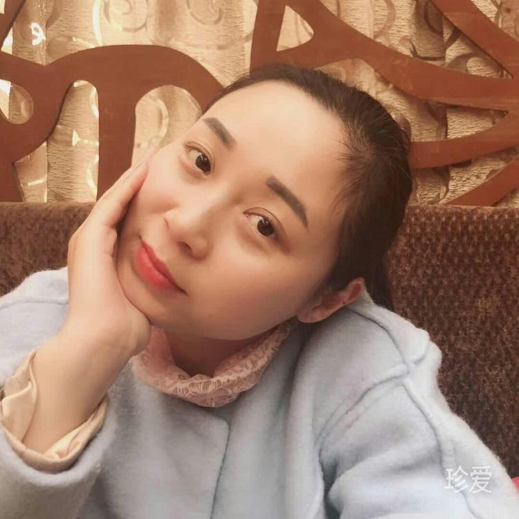 芙蓉何處避芳塵