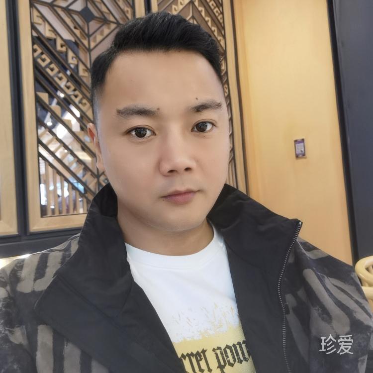 爱打篮球的波波