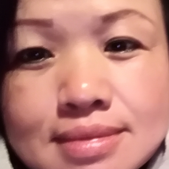 走在迷霧的小巷里