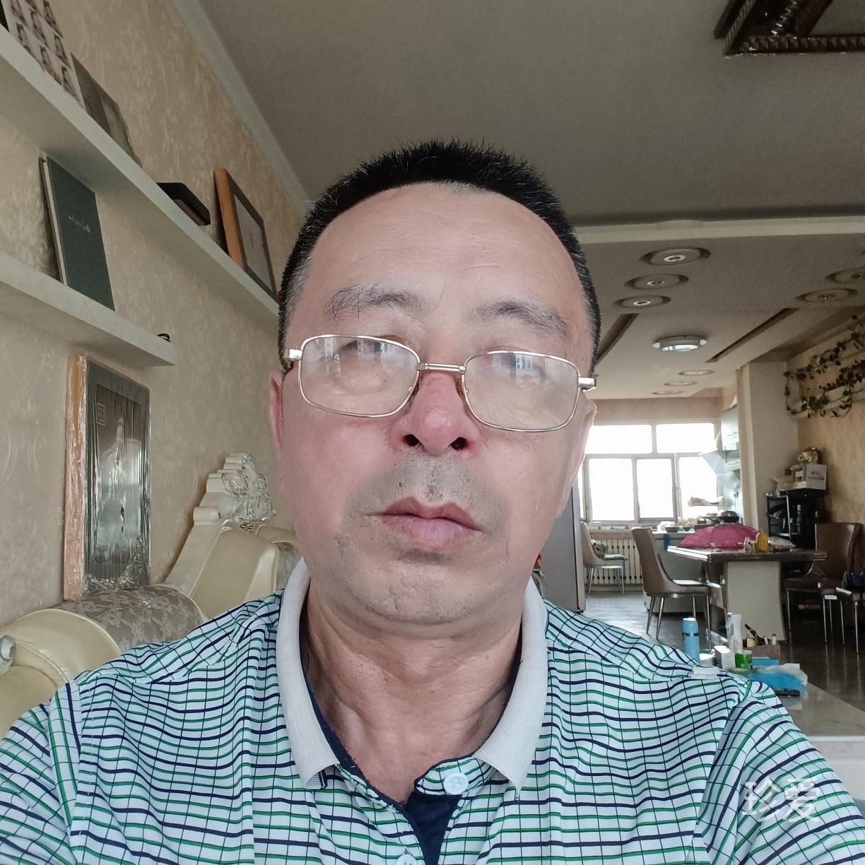 蔚蓝成长的天空