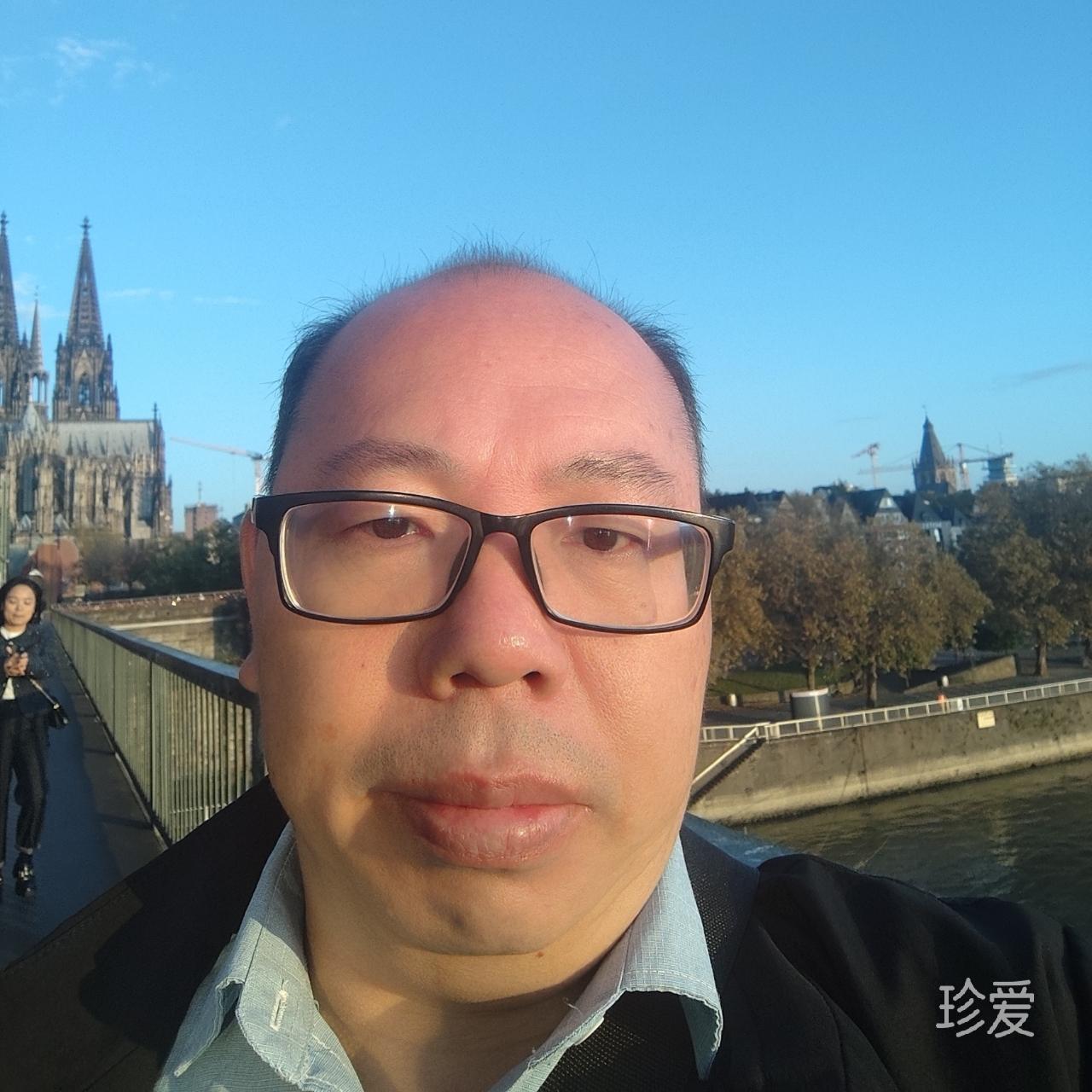 孤影自怜