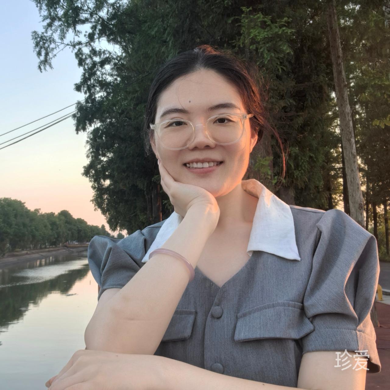 還在努力的月亮