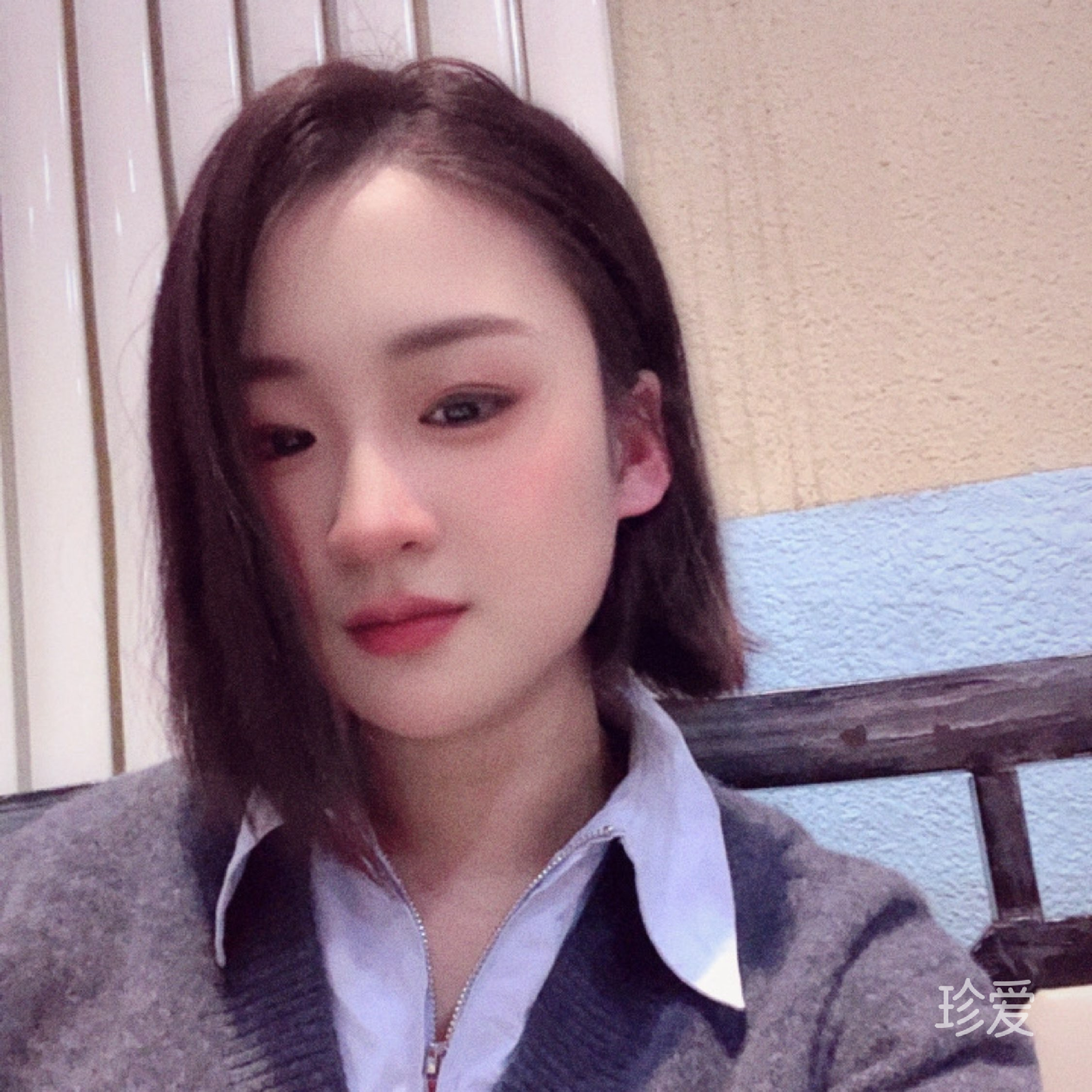 温文尔雅赵女士