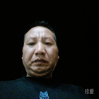 穿著草鞋