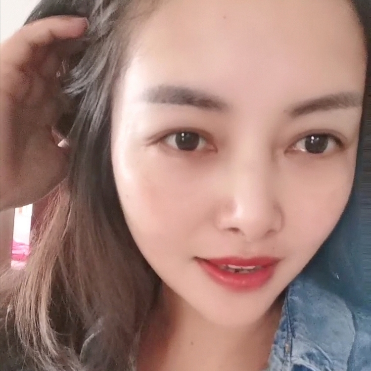 跌落凡間的精靈