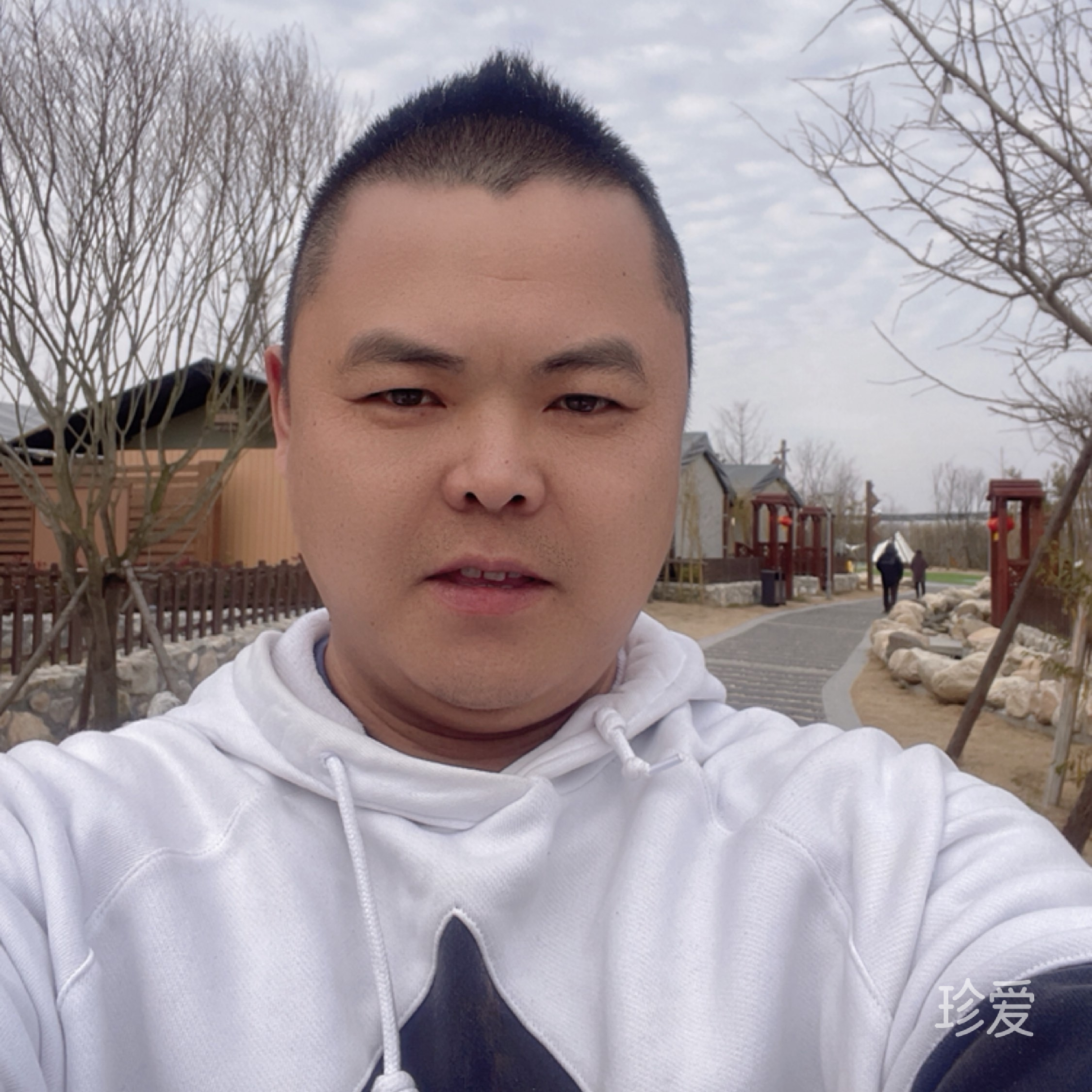 叫我哥吧