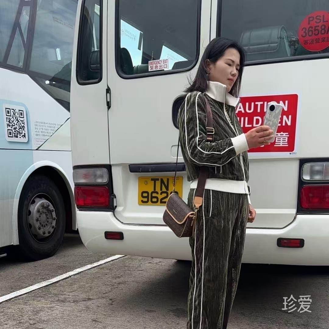 冒冒