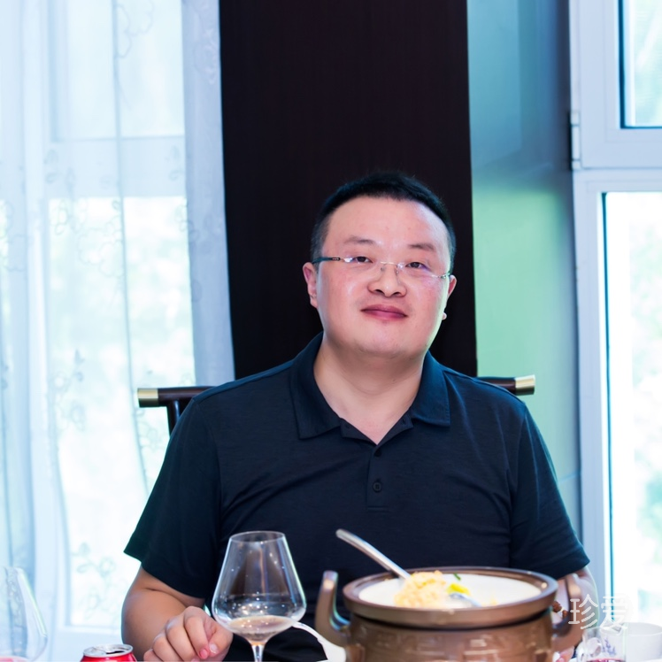 我本將心向明月