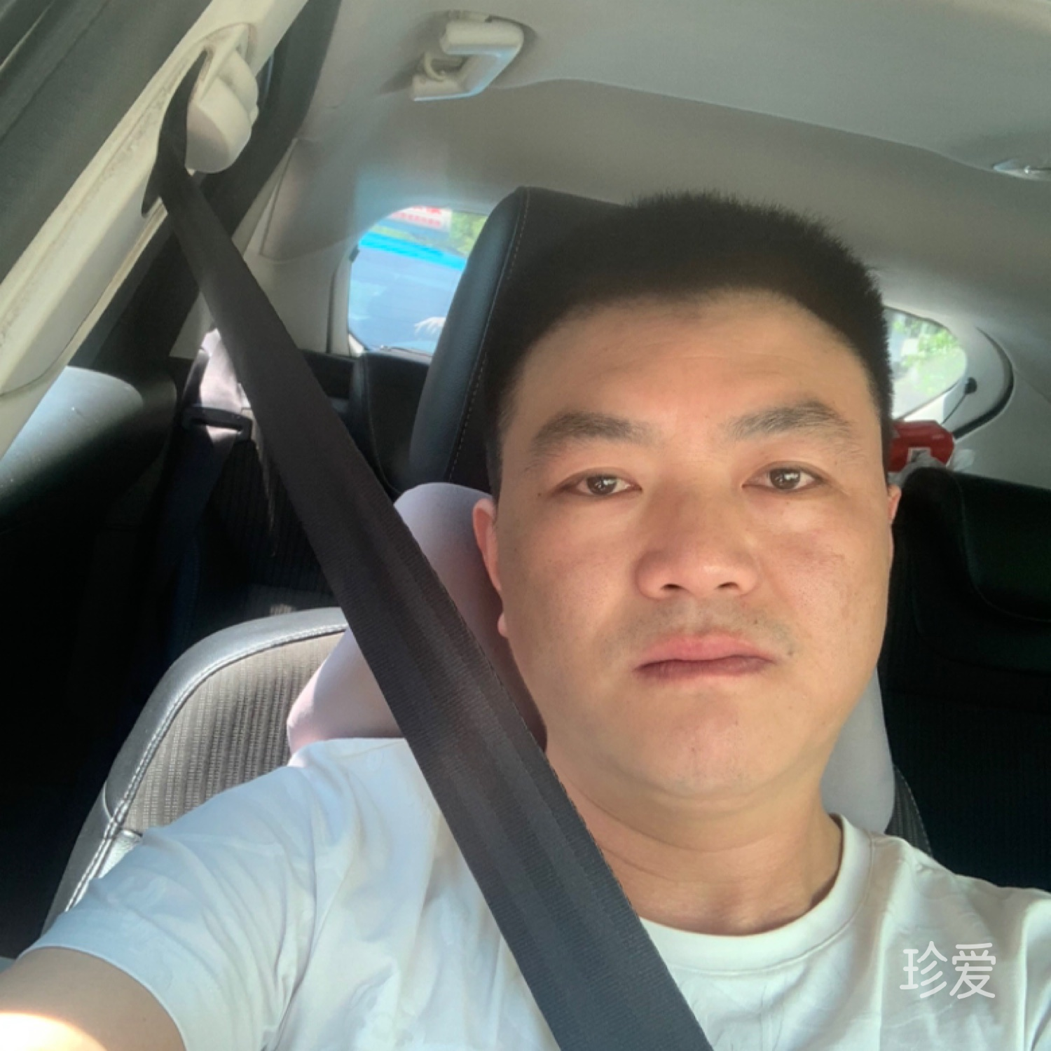 笑對(duì)眼前人與事