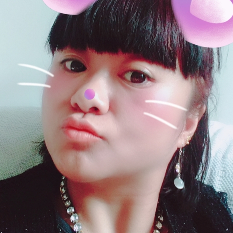 雨中的蔷薇