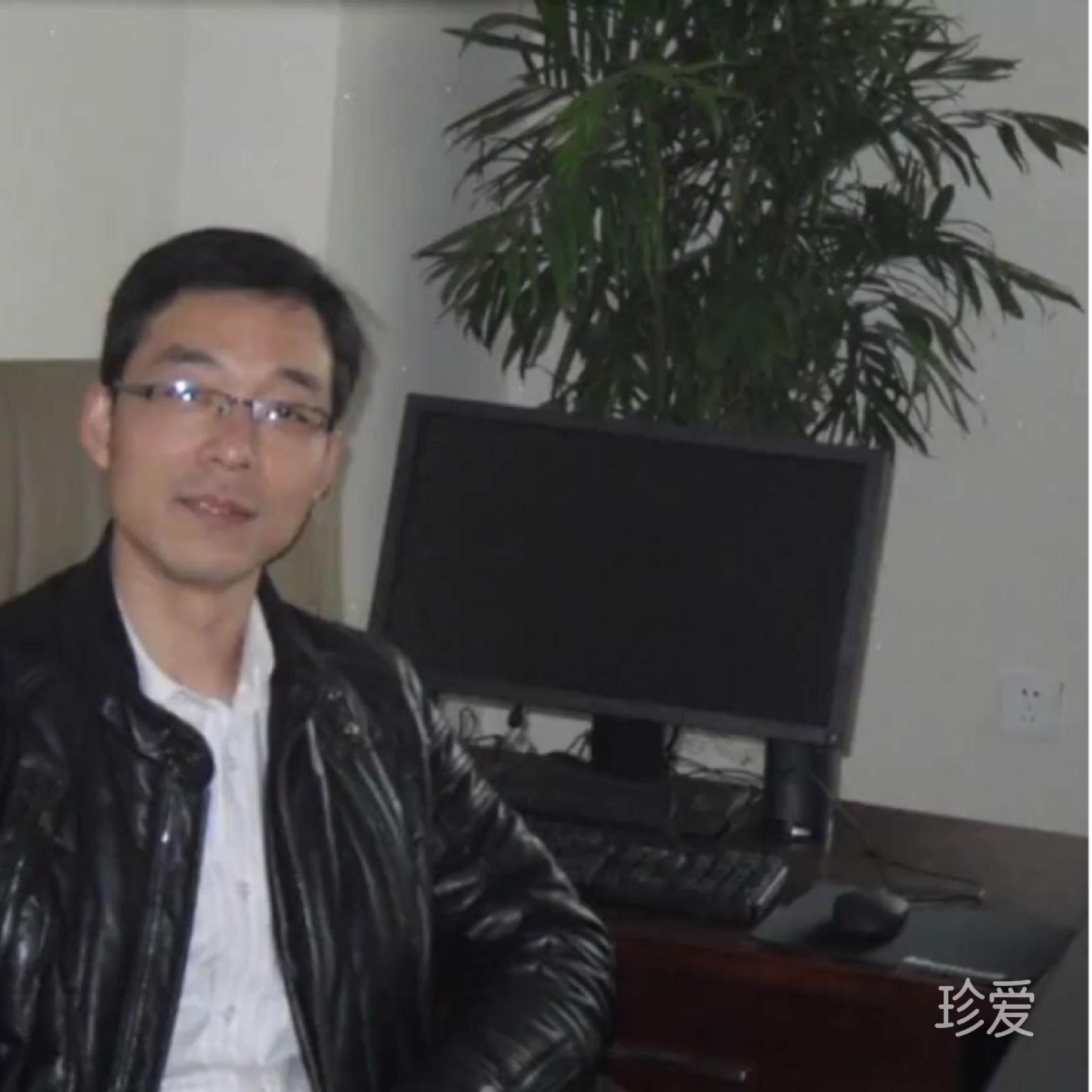 寒灯独夜人