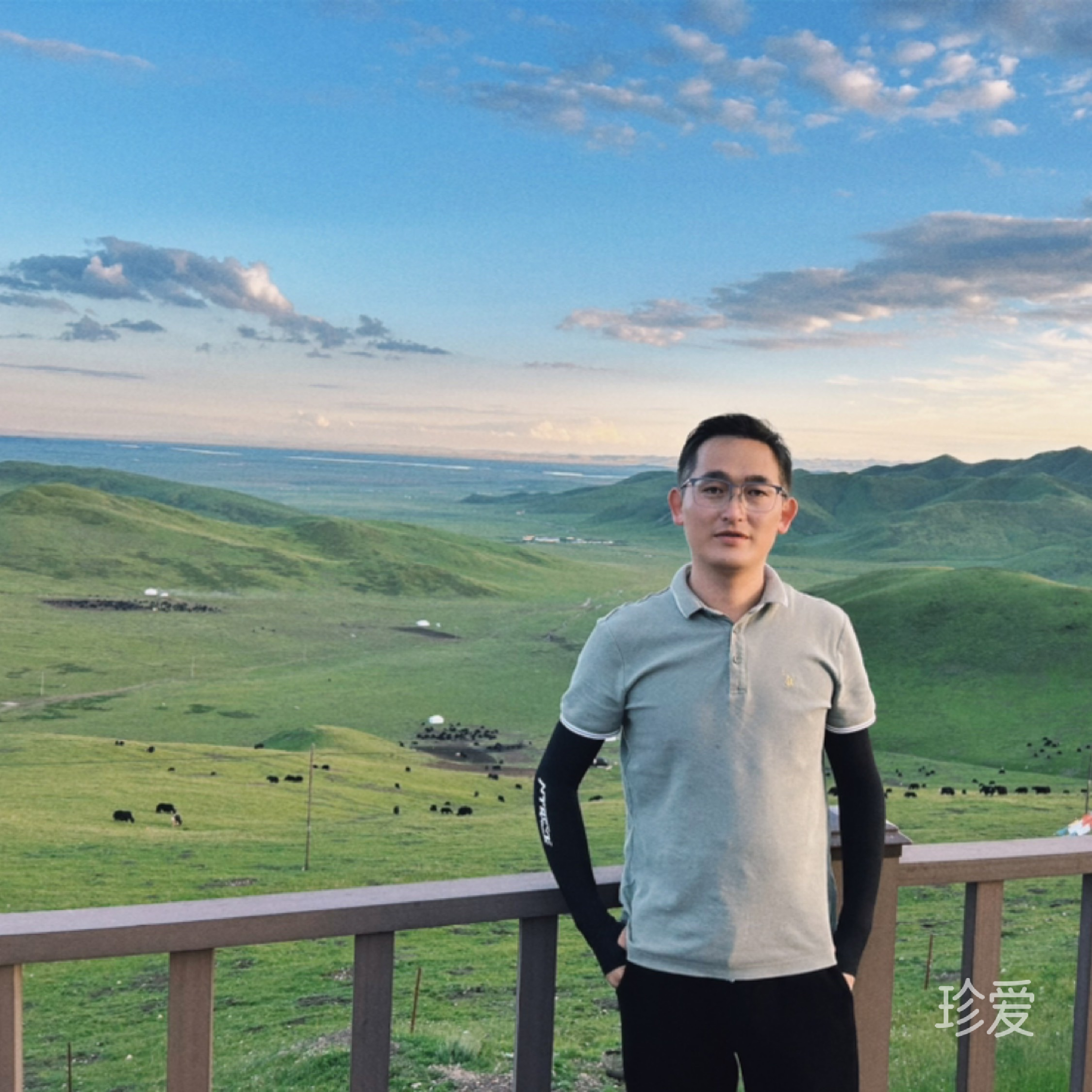 爱打台球的小杨