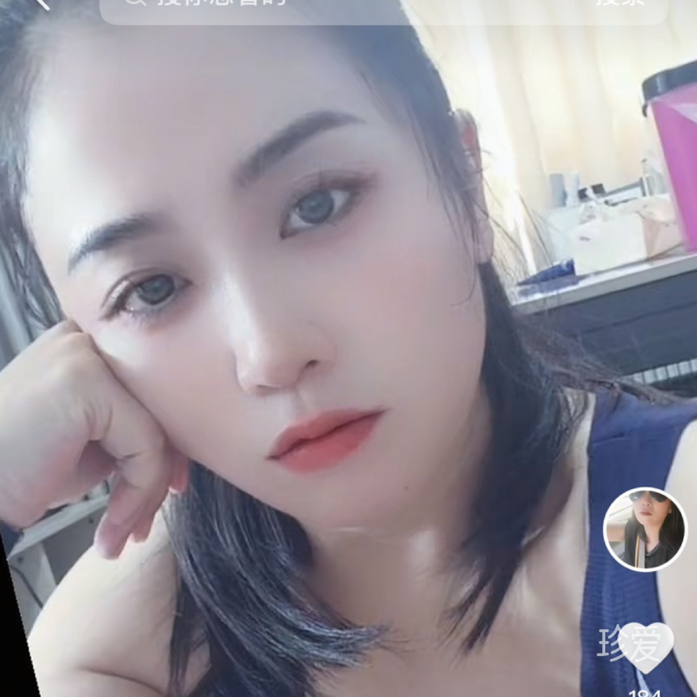 一个人走