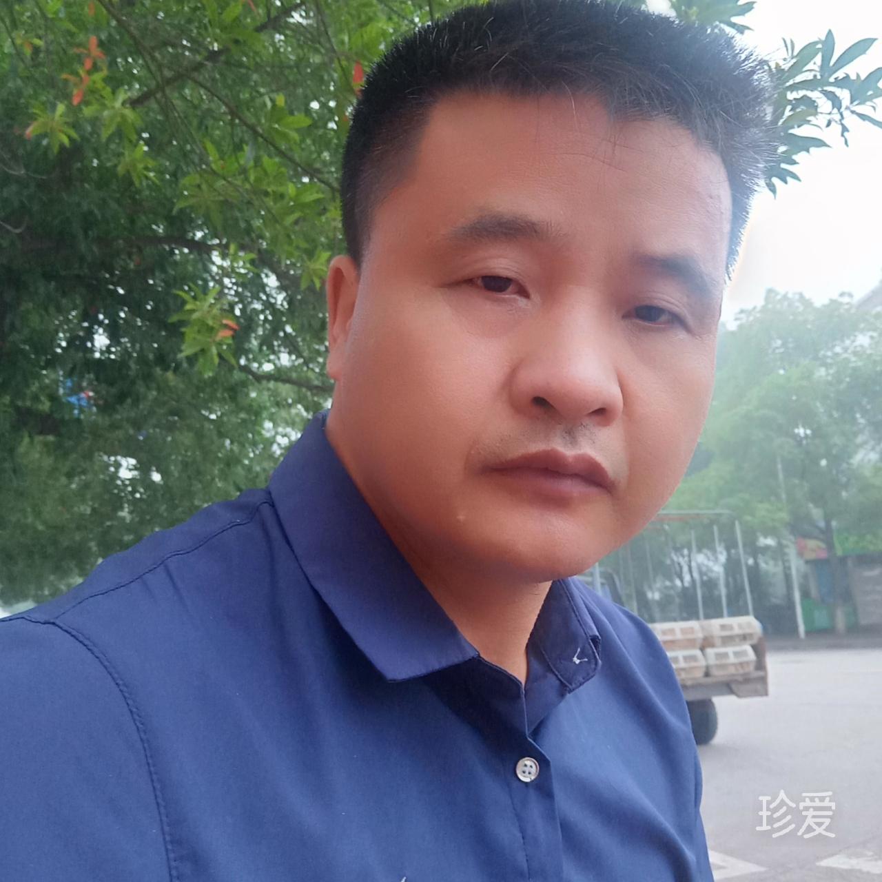 坐在小樓聽(tīng)風(fēng)雨