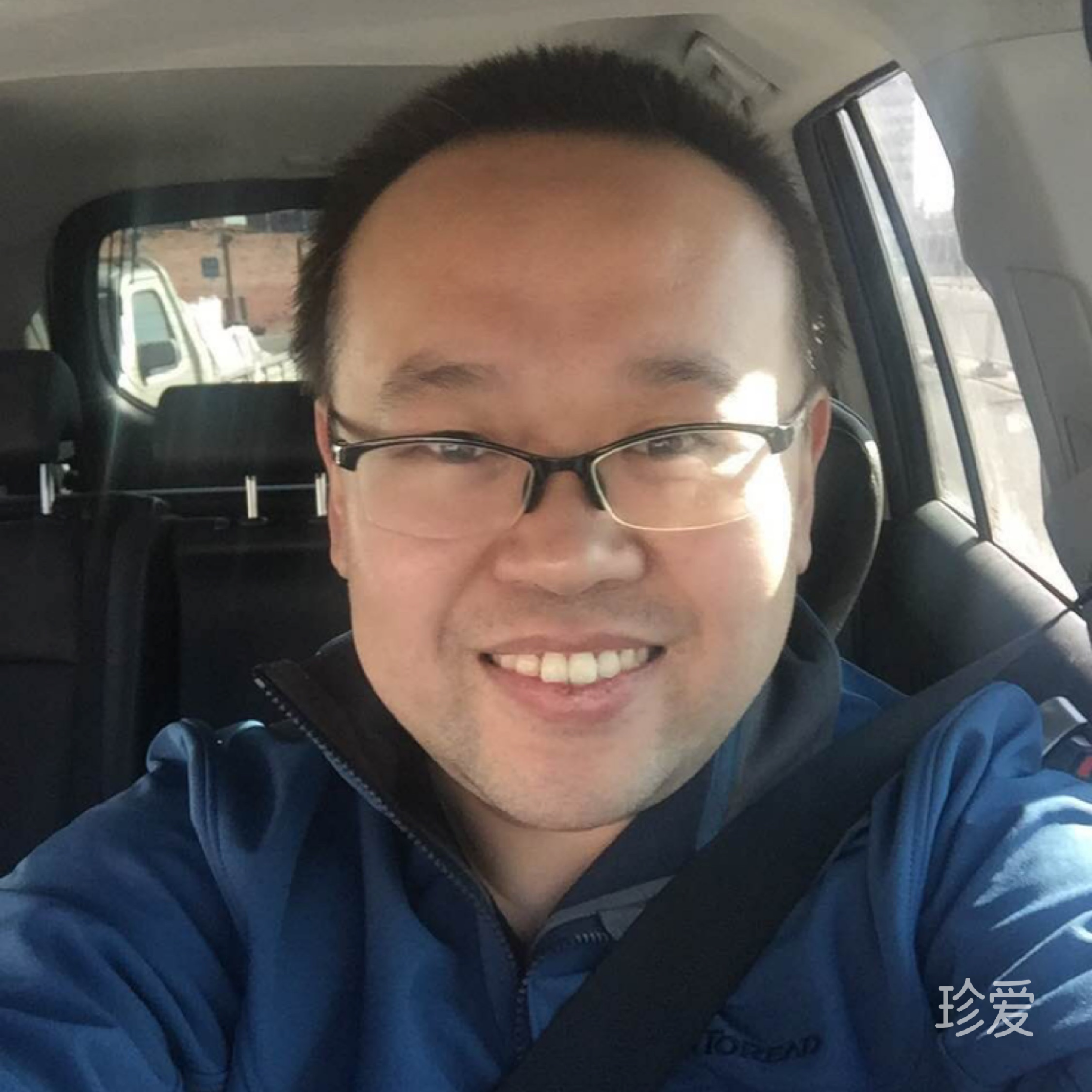 呵额何先生