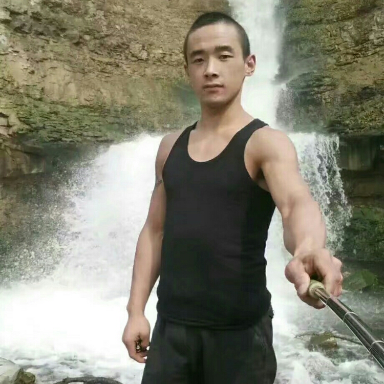 擇一人深愛A守護(hù)