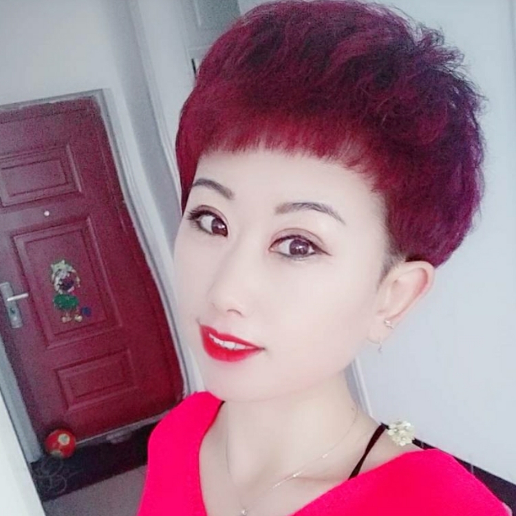 借個(gè)肩膀讓我靠