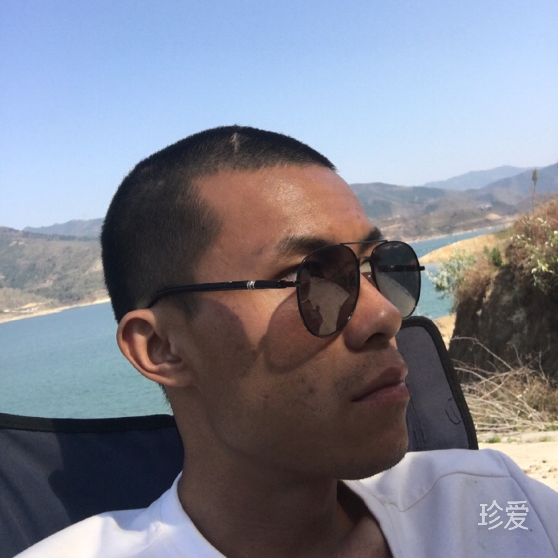 攀一座山愛一個(gè)人