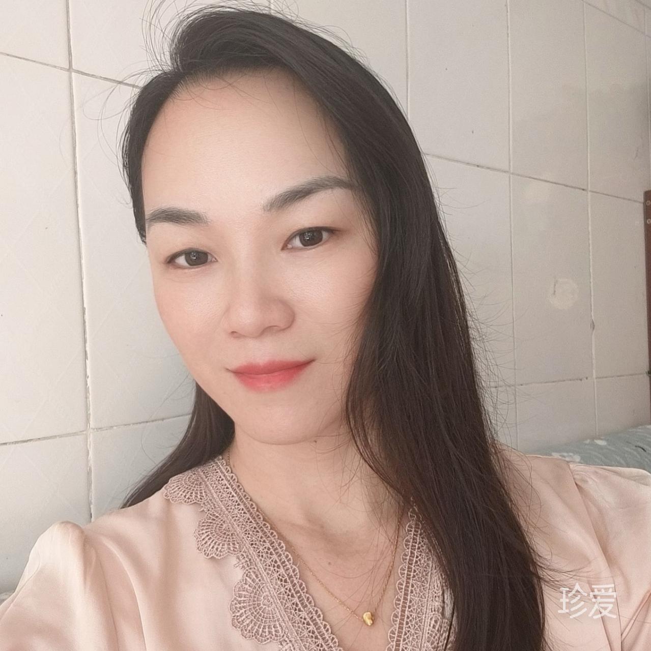 小妞太颓废