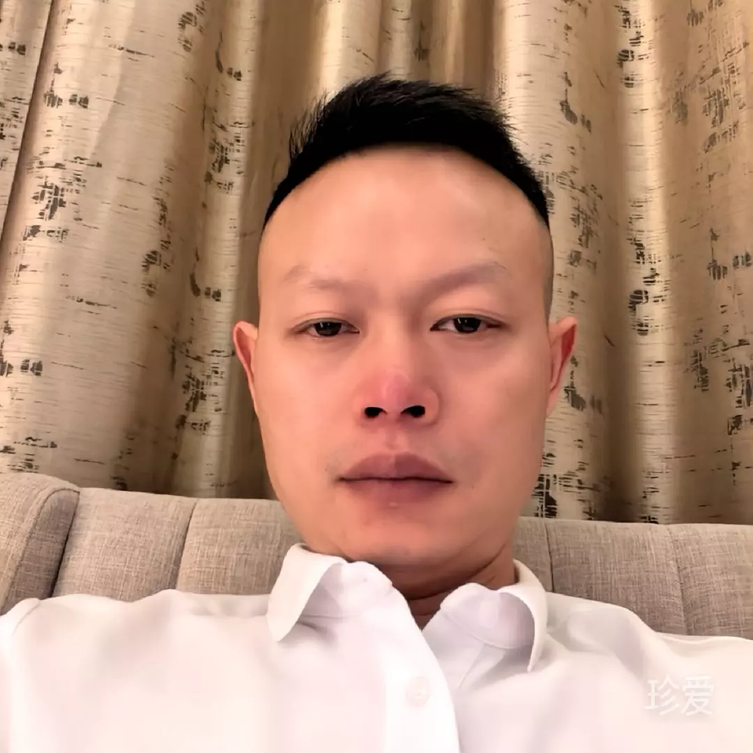 孤狼一笑