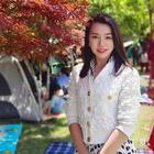 抱魚(yú)睡覺(jué)的貓