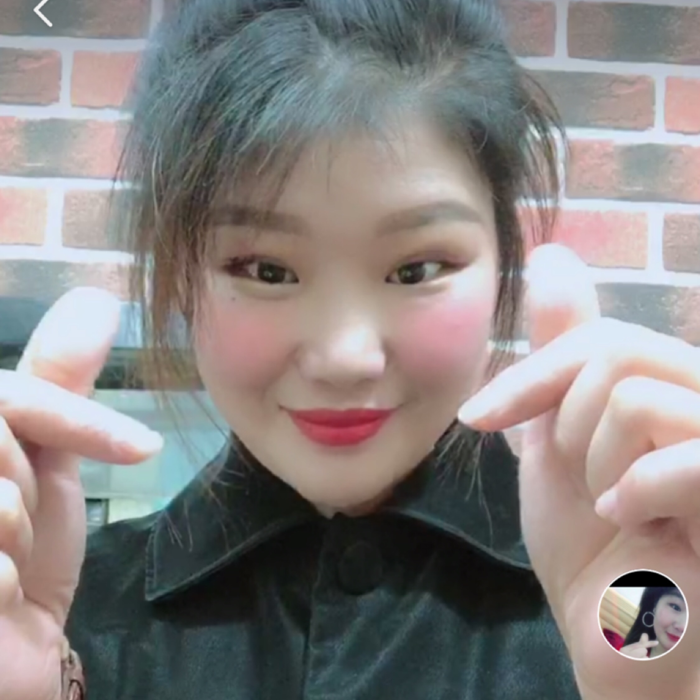 楚街洒金米线韩笑