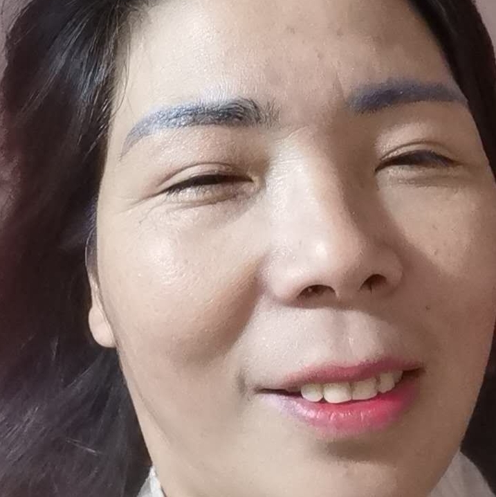 家鄉(xiāng)的槐花蜜