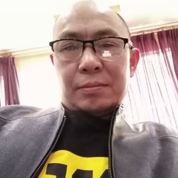 孤單的一個(gè)人