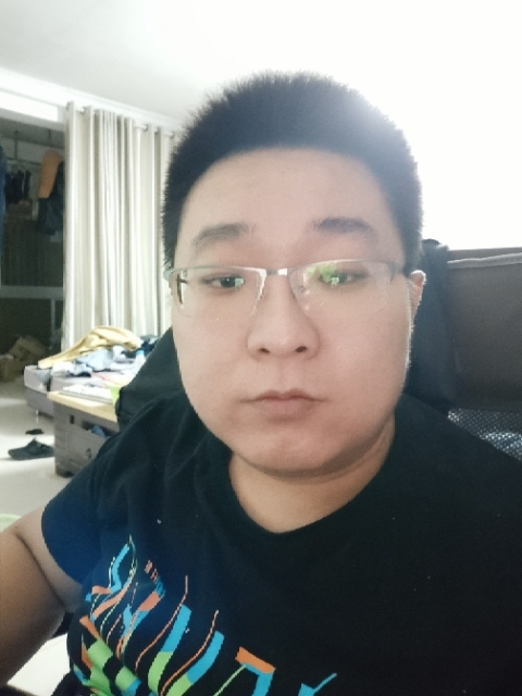 忙著脫發(fā)的潘胖