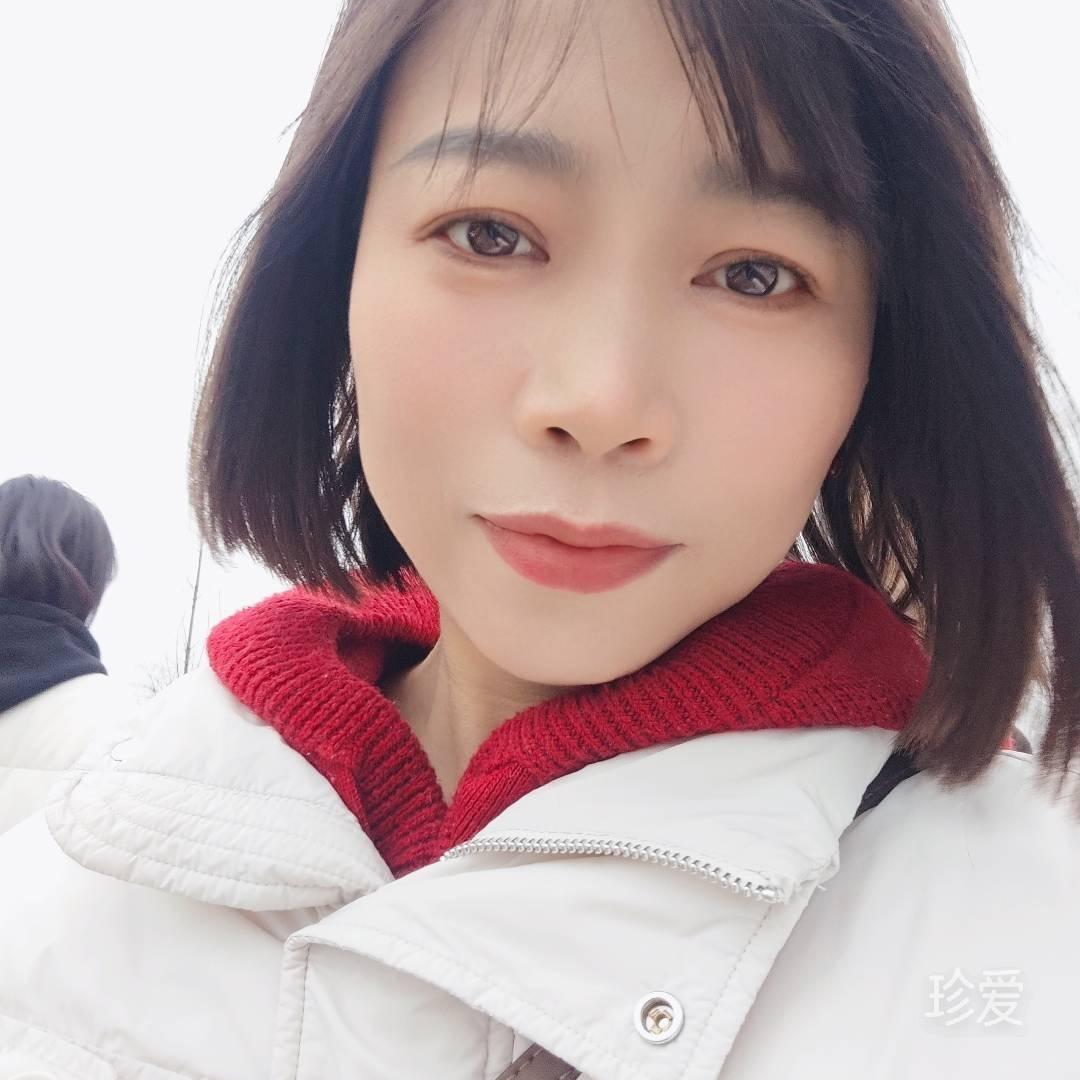 屹柒