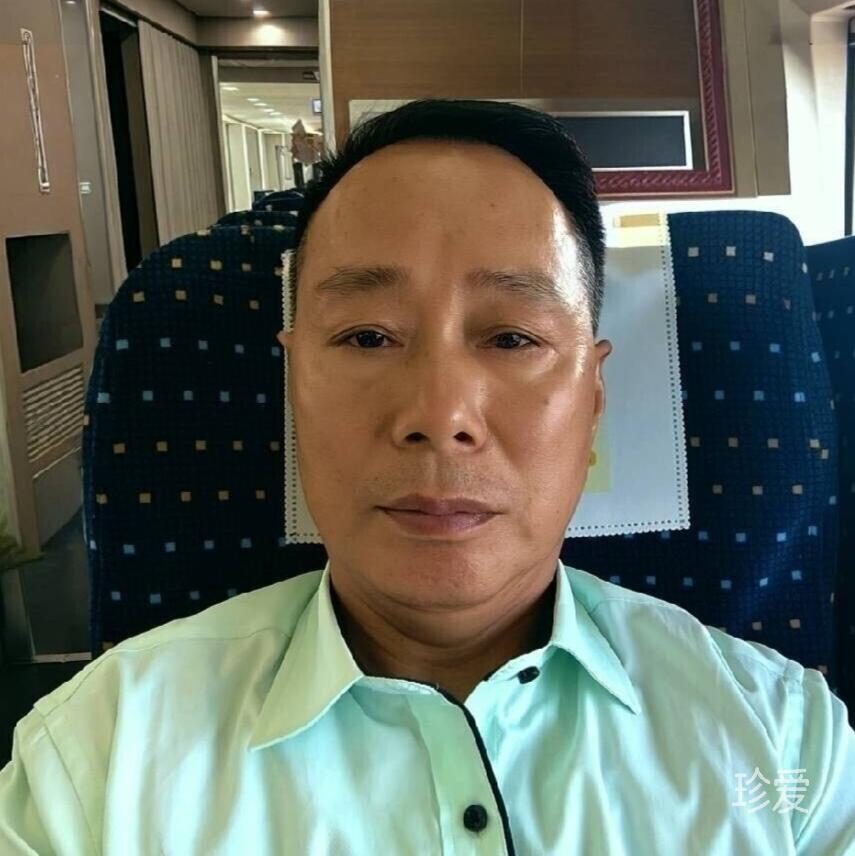 笑着面对未来