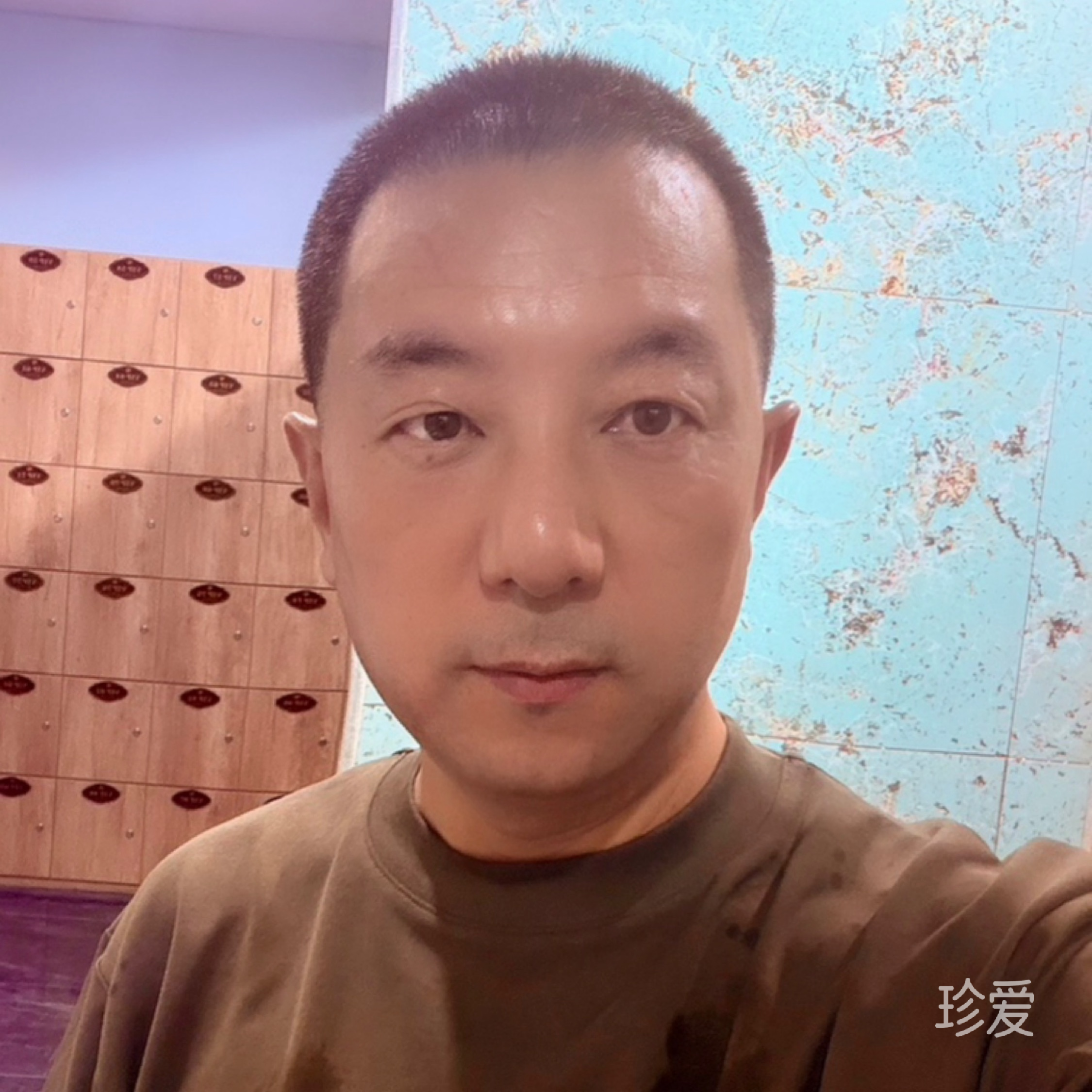 起初