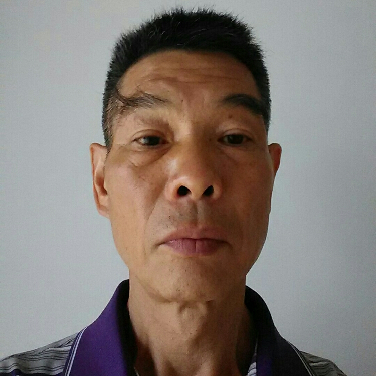 红色石头