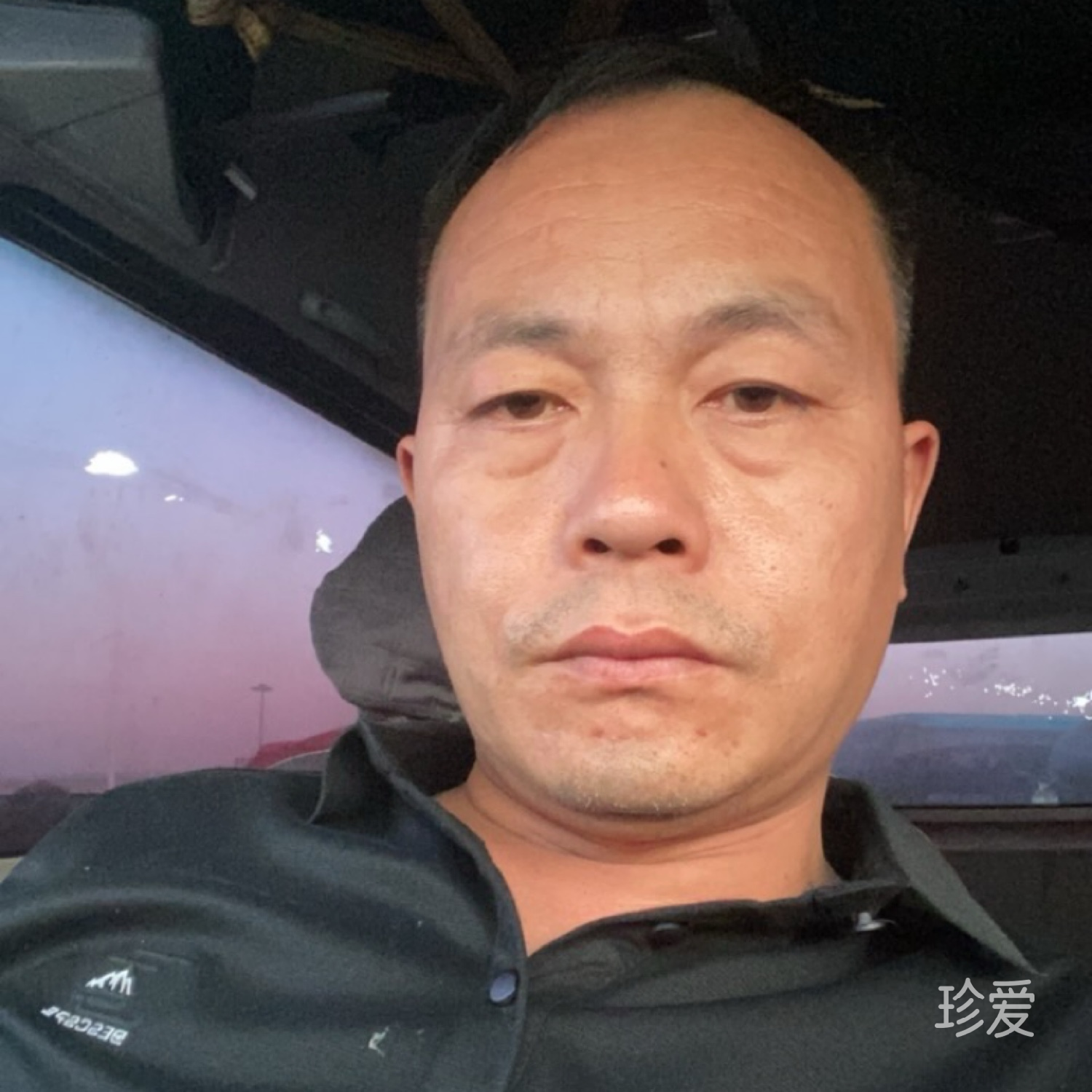 墨离