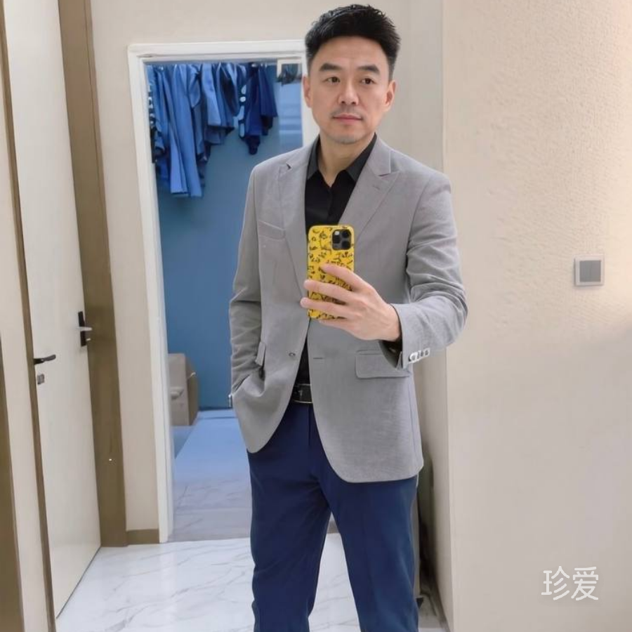 明明想靠近