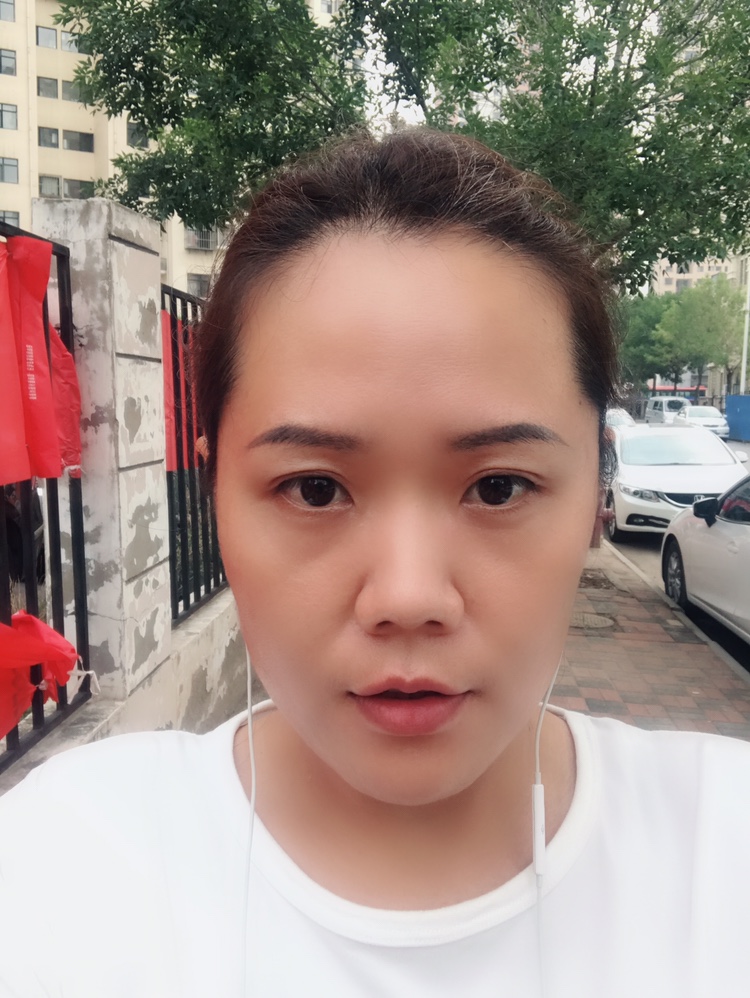 悲傷的人被傷的心