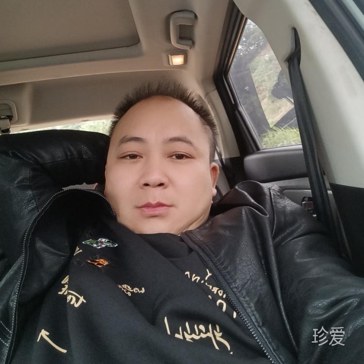 更加努力的先生