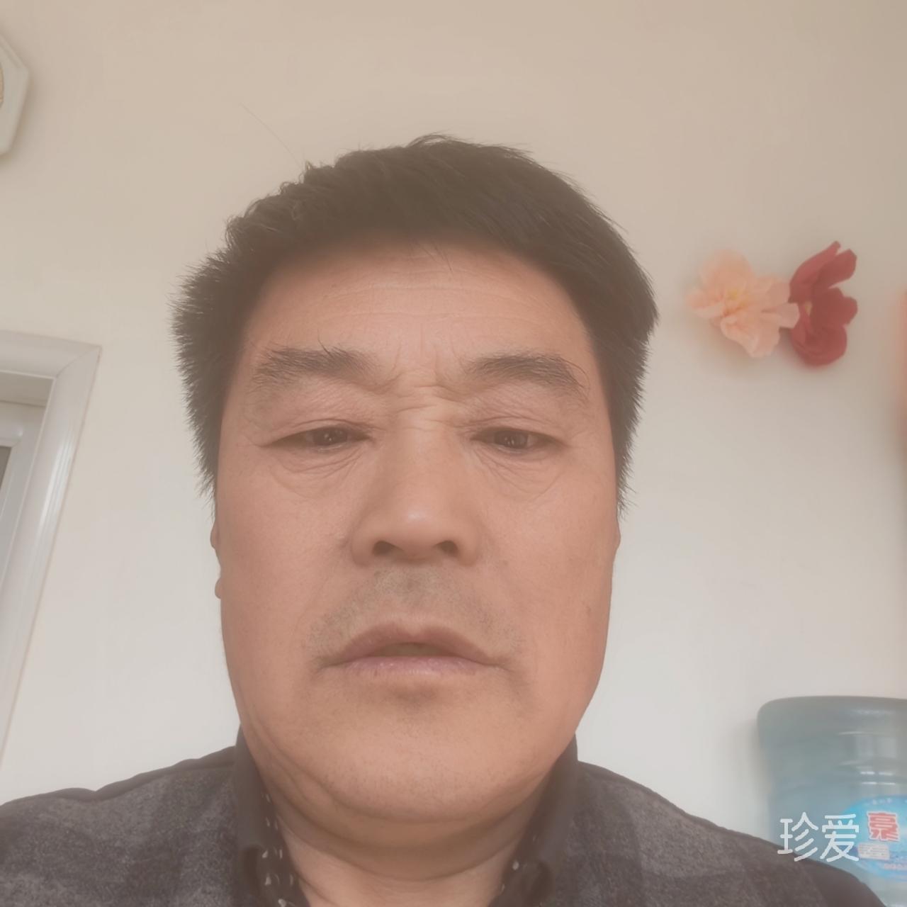黄发男孩