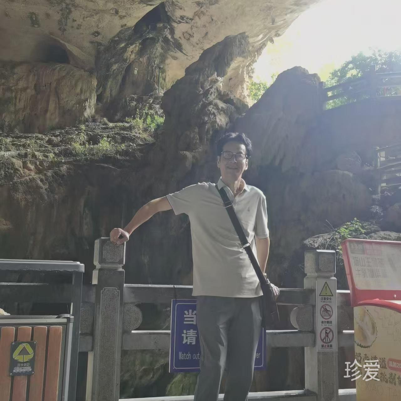 单身但不是贵族