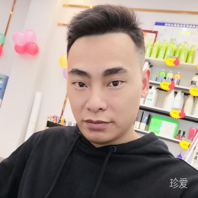 孤獨(dú)的楓葉