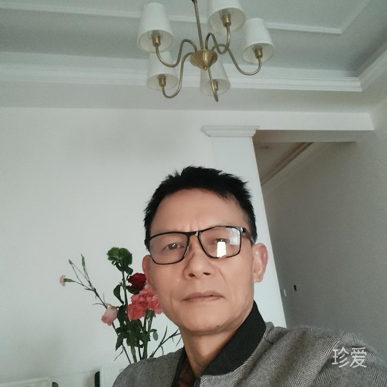 木讷大叔